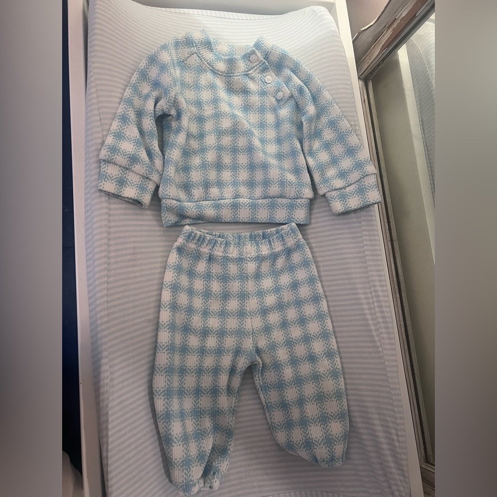 Cecil and Lou Blue and White Checkered Set